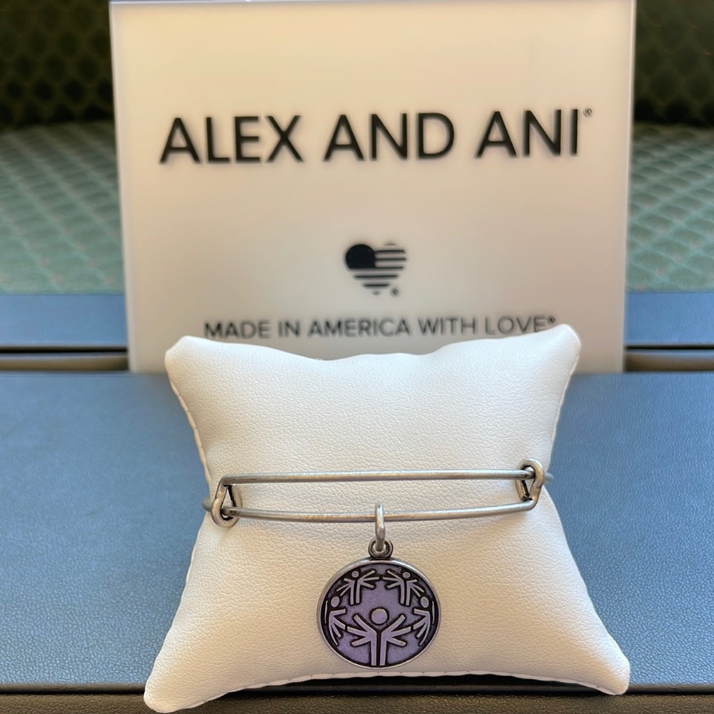 NWT Alex and Ani Power of Unity bracelet